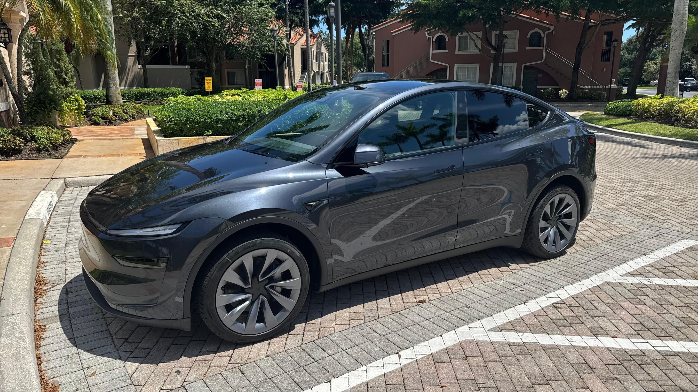 Tesla Model Y 2026 in Lake Worth, FL