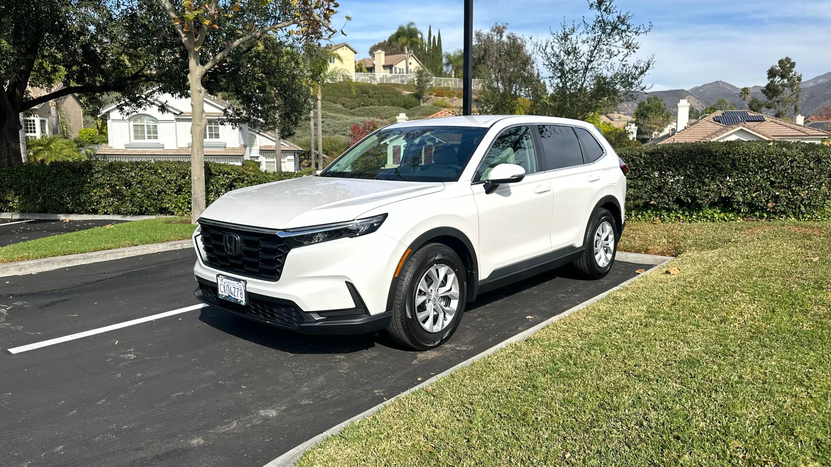 Honda CR-V 2025 in Lake Forest, CA