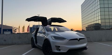 Tesla Model X 2018