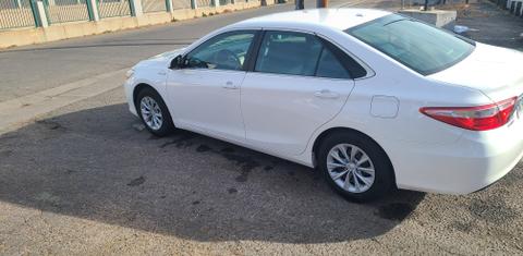 Toyota Camry Hybrid 2017