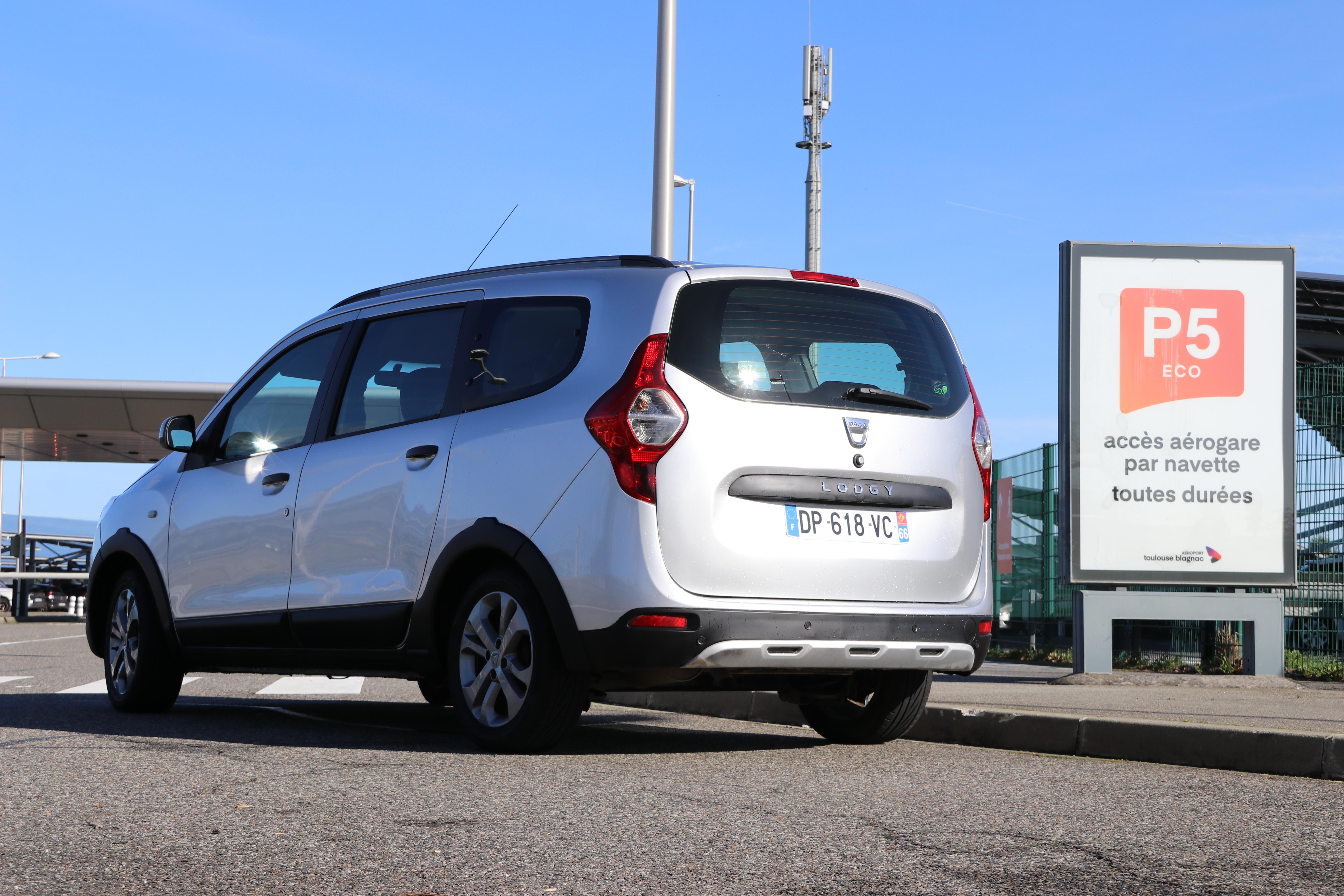 Dacia LODGY 2015 à Blagnac
