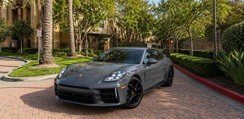 Porsche Panamera 2025
