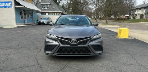Toyota Camry 2021