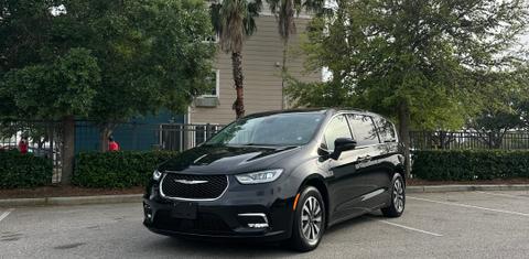 Chrysler Pacifica 2023