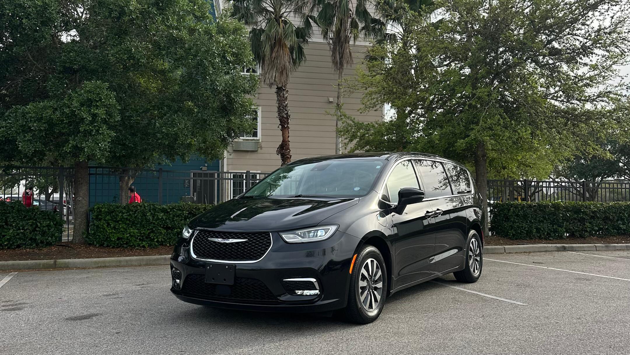Chrysler Pacifica 2023 in Kissimmee, FL