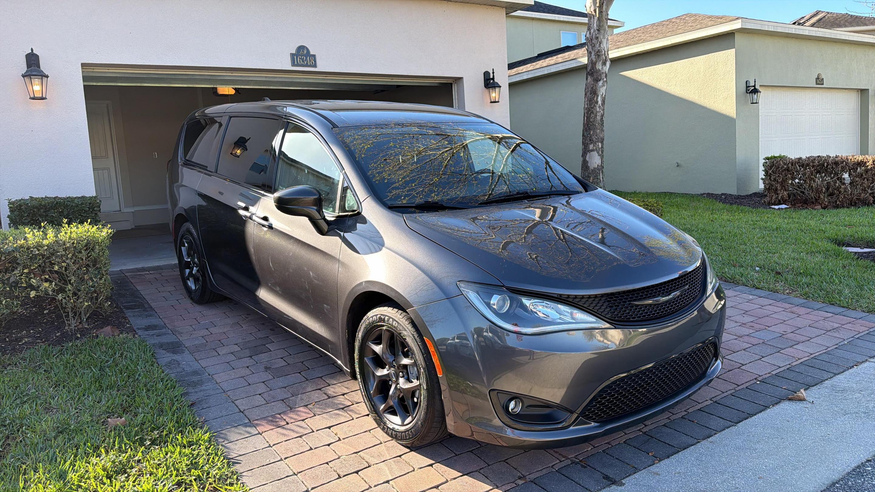 Chrysler Pacifica 2019 in 