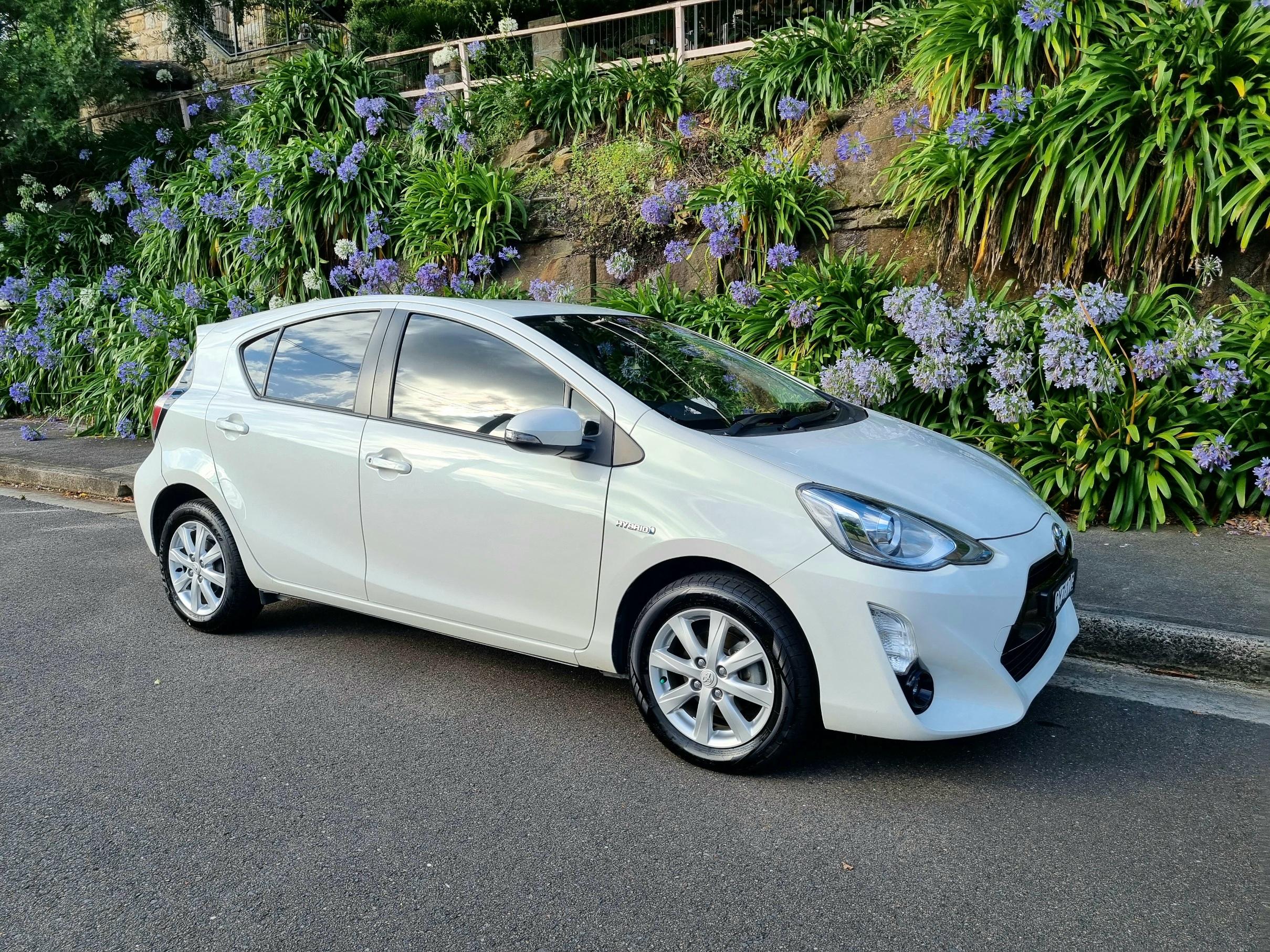 Toyota PRIUS-C 2015 in Cammeray