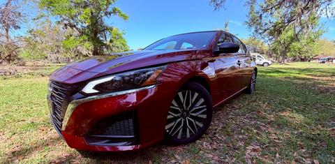 Nissan Altima 2025
