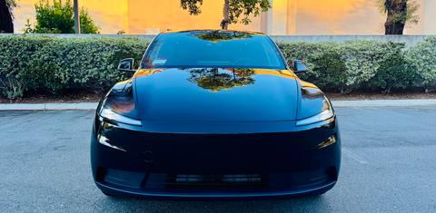 Tesla Model Y 2026