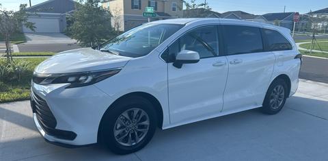 Toyota Sienna 2025