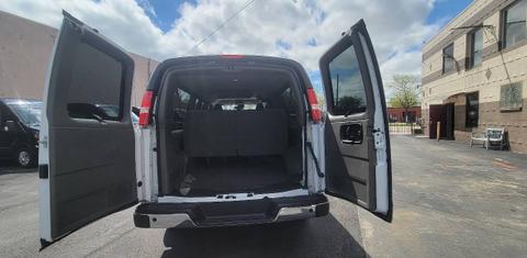 Chevrolet Express 2024