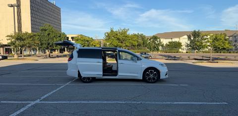 Chrysler Pacifica 2022