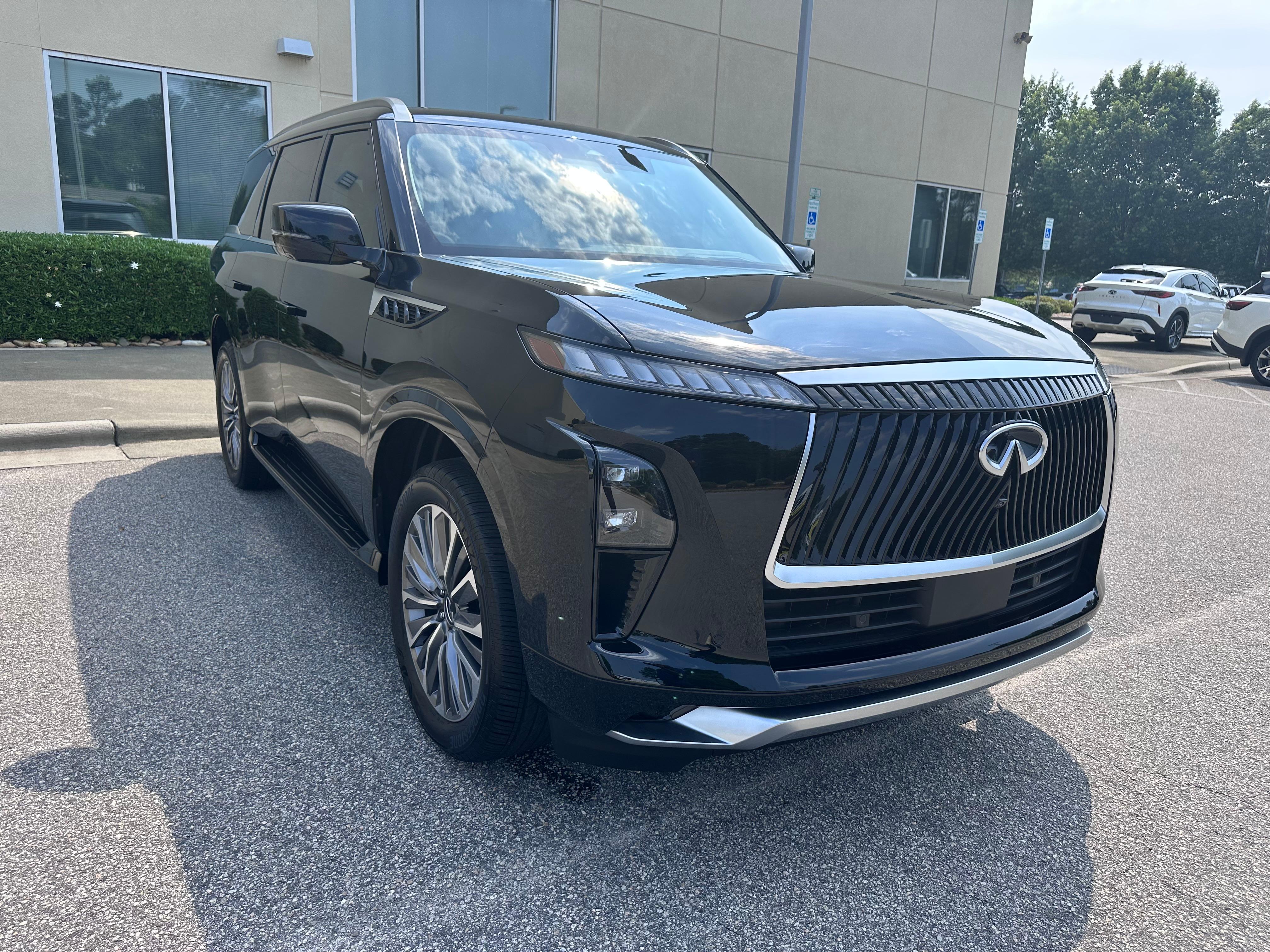 INFINITI QX80 2025 in Raleigh, NC