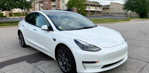 Tesla Model 3 2023