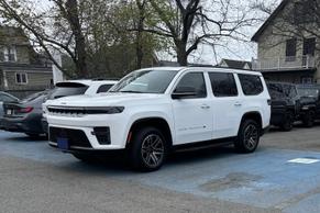 Jeep Grand Wagoneer 2026 en Aurora