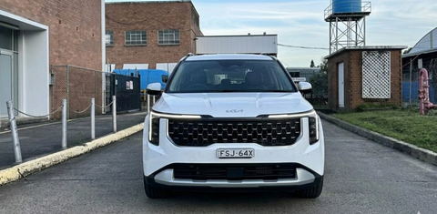 Kia CARNIVAL 2025