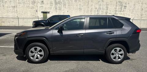 Toyota RAV4 2024