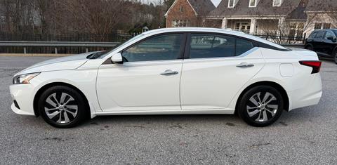Nissan Altima 2019