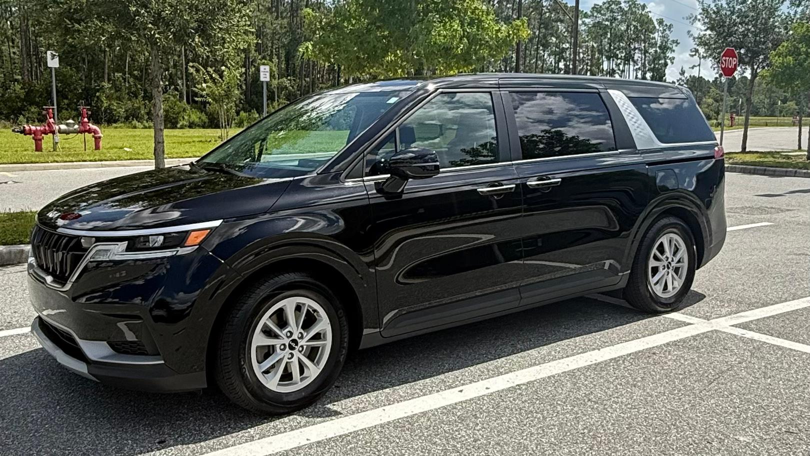 Kia Carnival 2024 in Kissimmee, FL