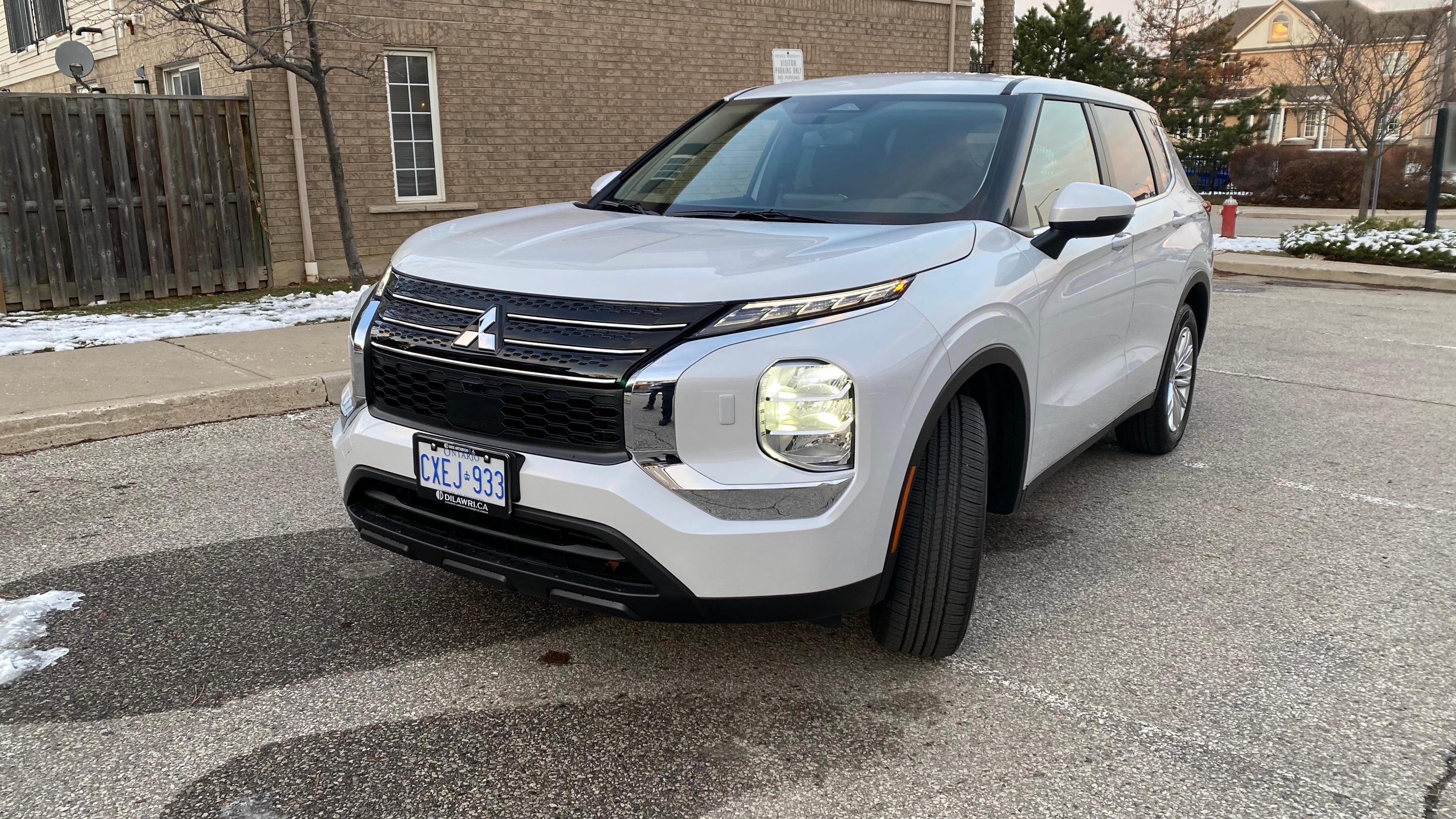 Mitsubishi Outlander 2023 in Mississauga, ON