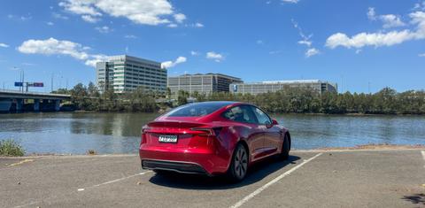 Tesla MODEL 3 2023