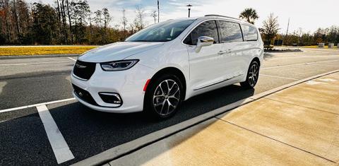 Chrysler Pacifica 2022