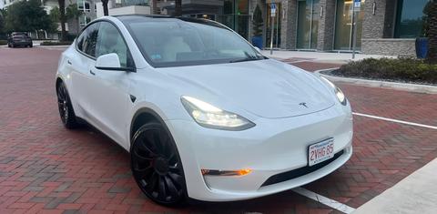 Tesla Model Y 2023