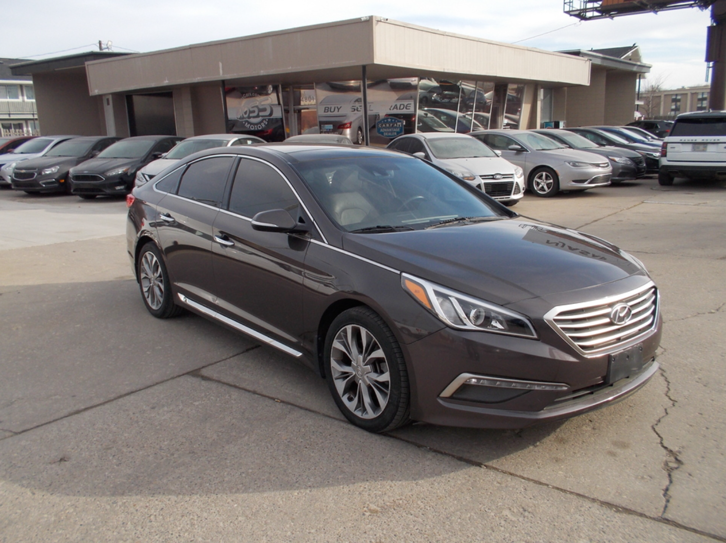 Hyundai Sonata 2015 in Des Moines, IA