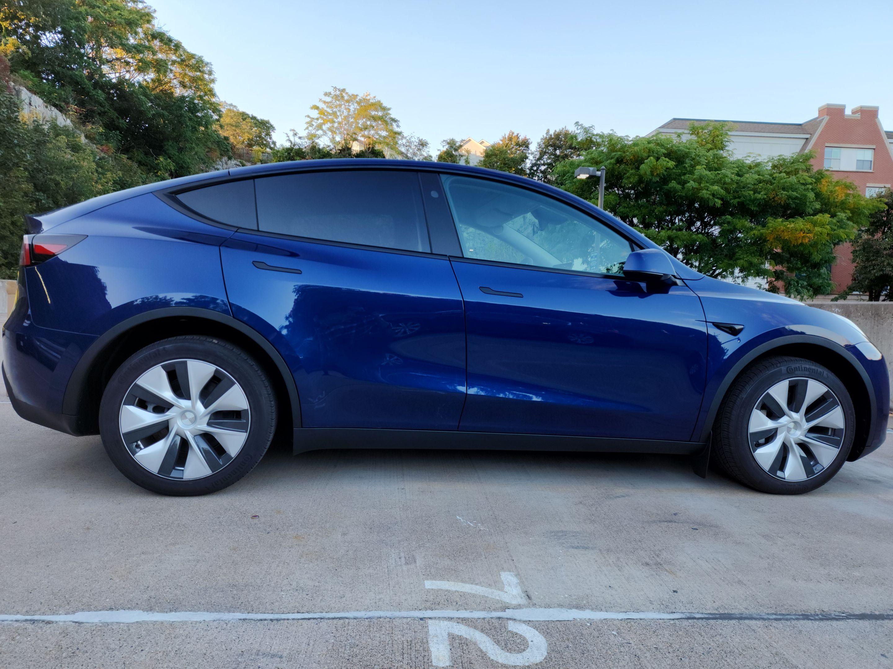 Tesla Model Y 2023 in 