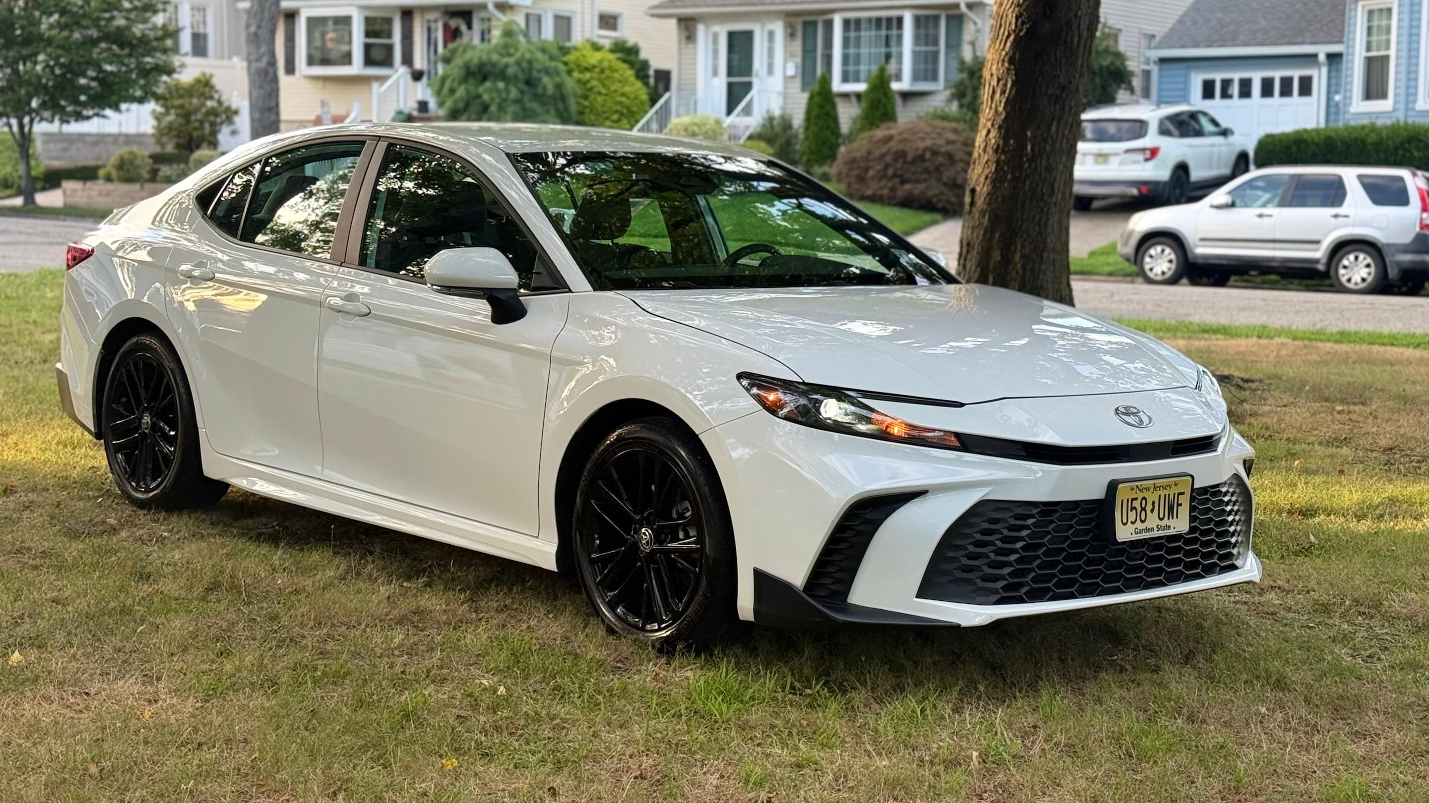Toyota Camry Hybrid 2025 in Kearny, NJ
