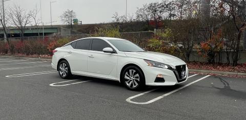 Nissan Altima 2022