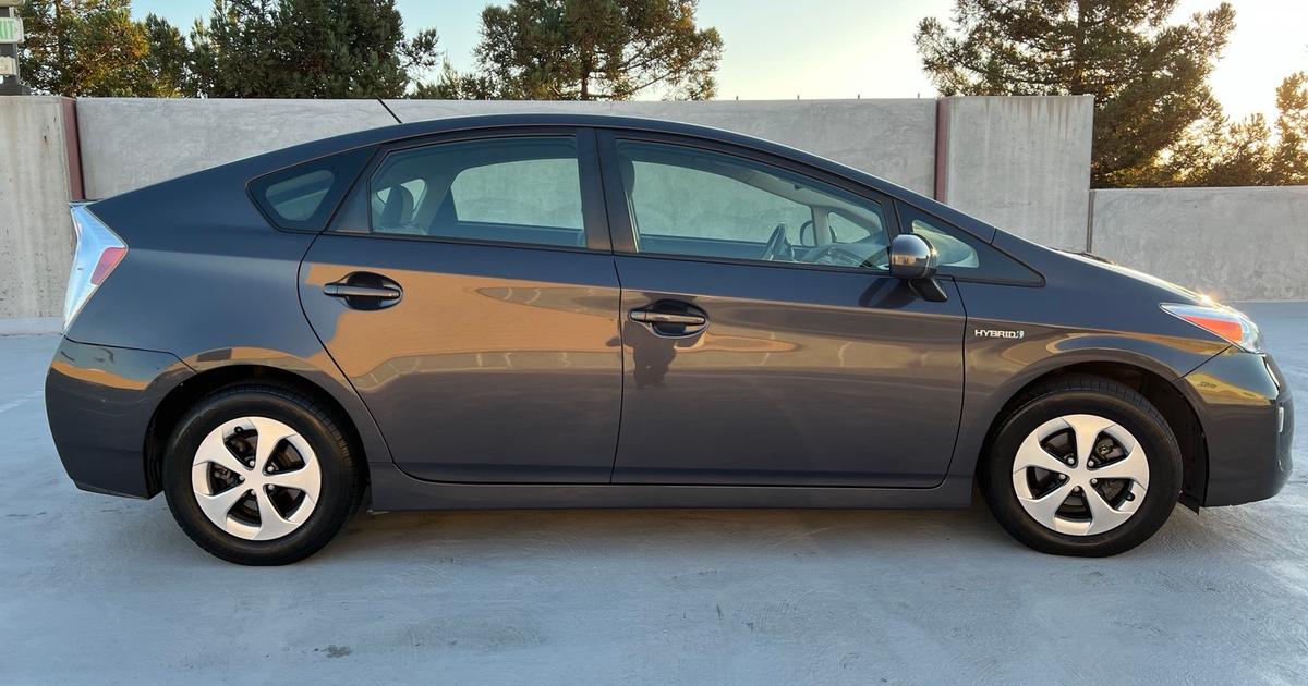 Toyota Prius 2014 rental in Sunnyvale, CA by Lawrence S. Turo