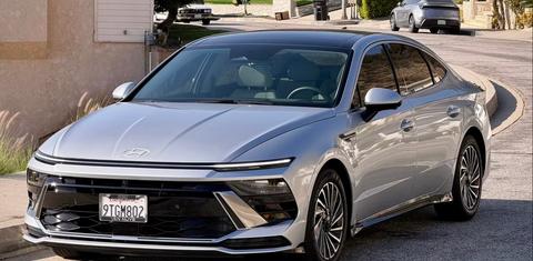 Hyundai Sonata Hybrid 2025