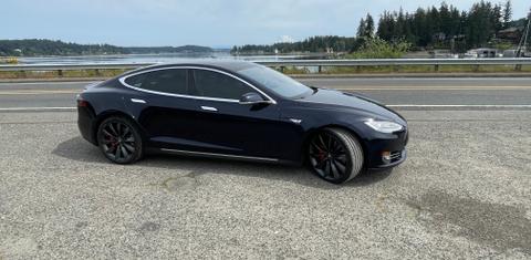 Tesla Model S 2014