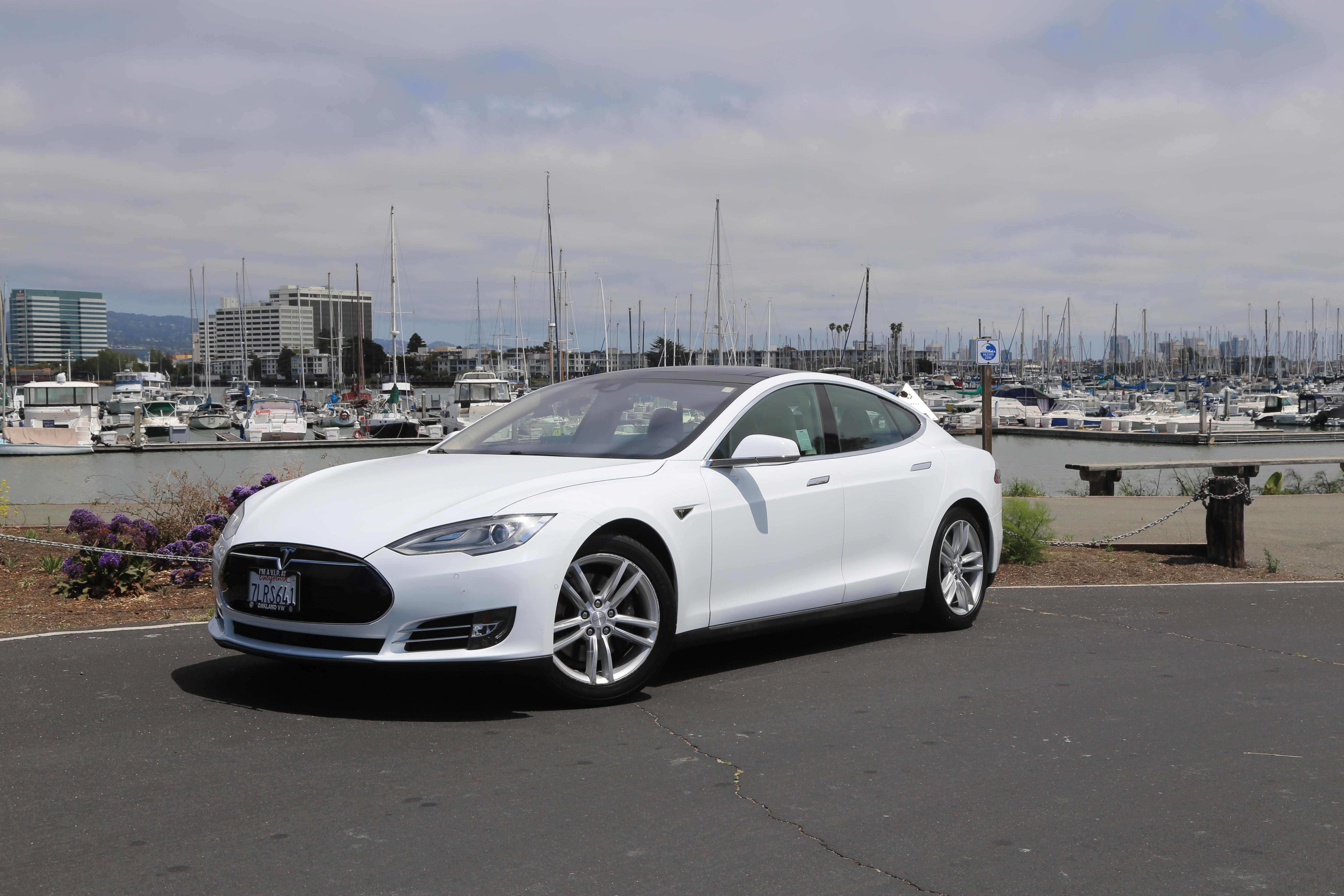 Tesla Model S 2015 in Oakland, CA
