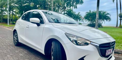 Mazda MAZDA2 2015
