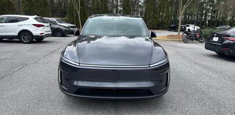 Tesla Model Y 2026