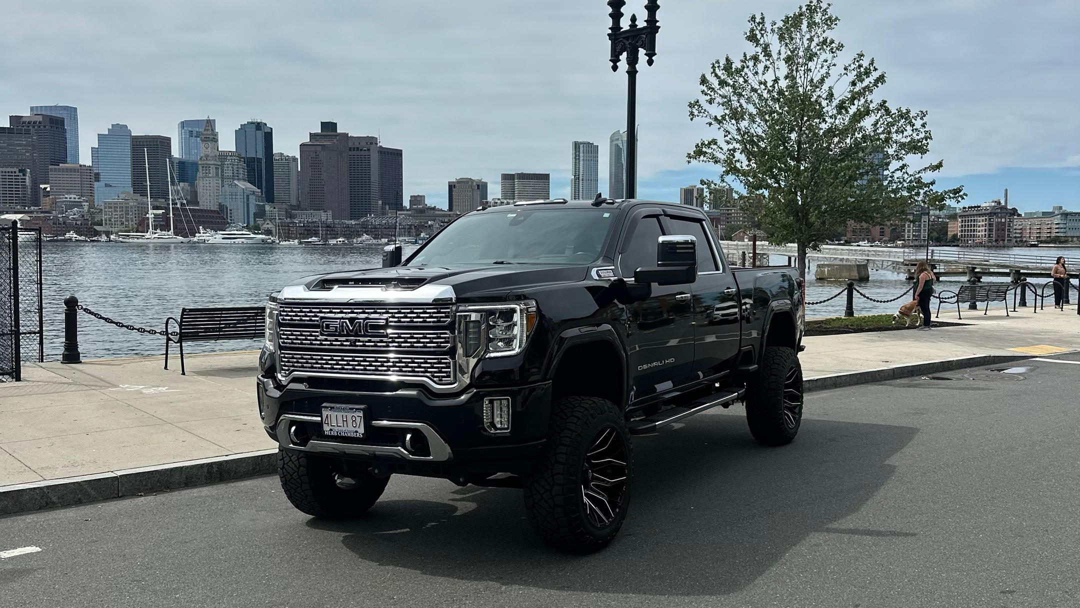 GMC Sierra 2500HD 2023 in Middleborough, MA