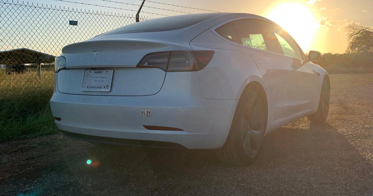 Tesla Model 3 2020 rental in Honolulu, HI by Eric A. Turo