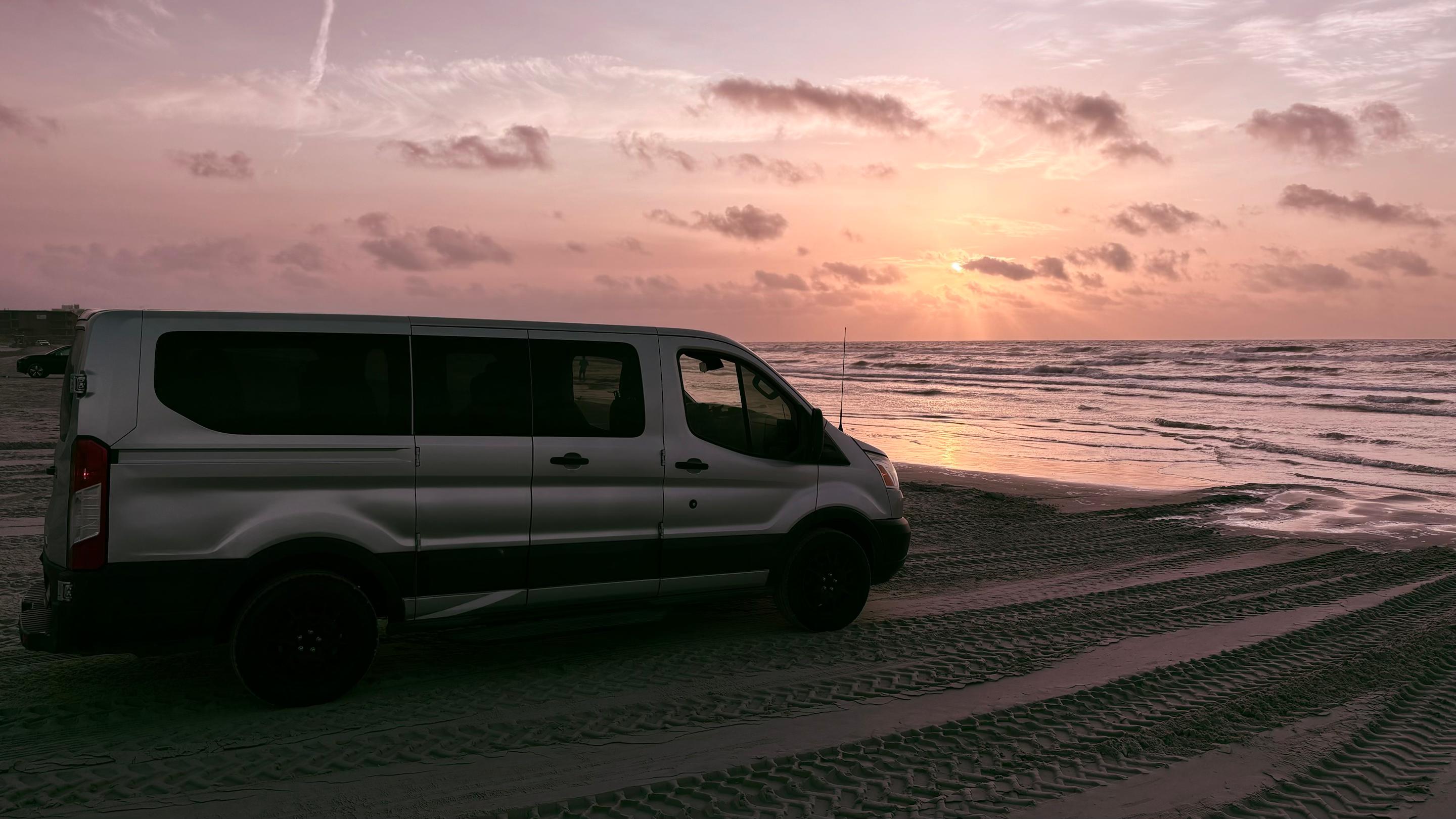 Ford Transit 2017 in Lancaster, TX