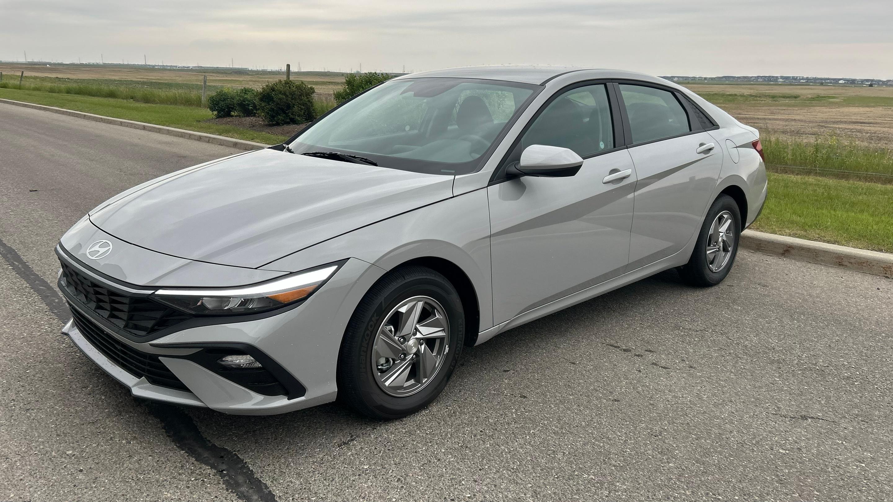 Hyundai Elantra 2025 in Calgary, AB