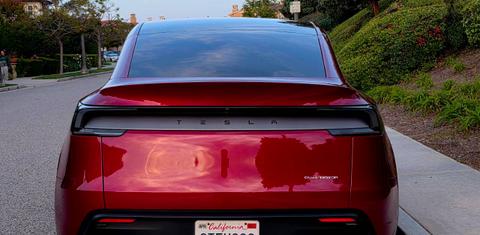Tesla Model Y 2026