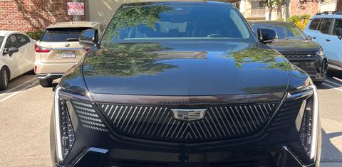 Cadillac Escalade IQ 2025