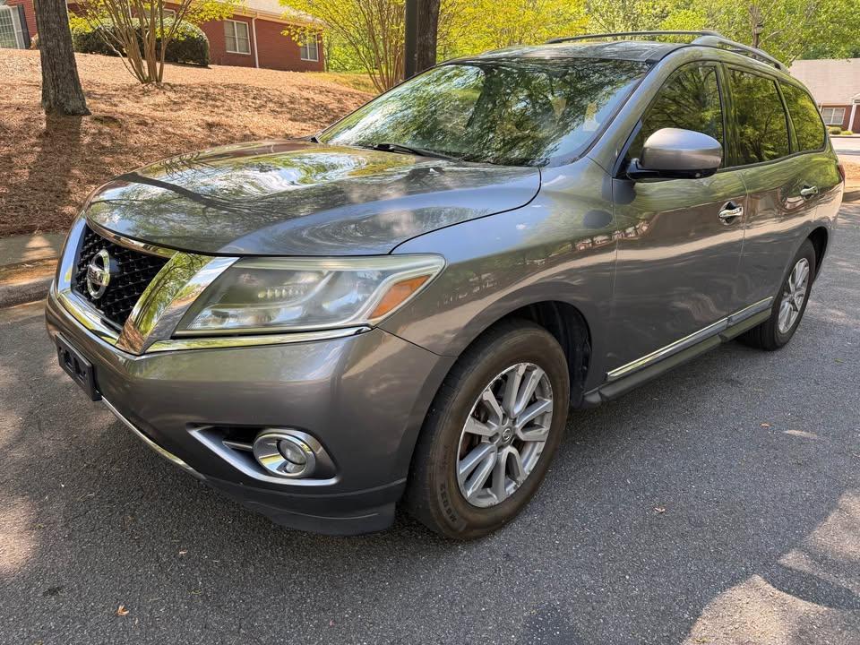 Nissan Pathfinder 2016 in 