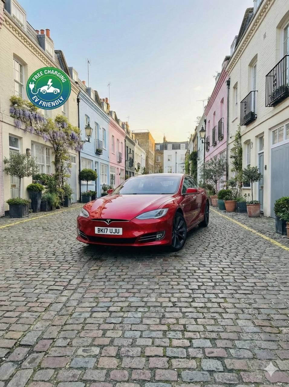 Tesla Model S 2017 in Hounslow