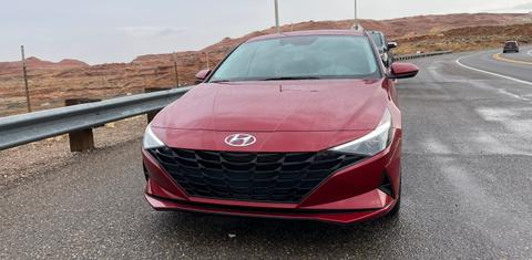 Hyundai Elantra 2023