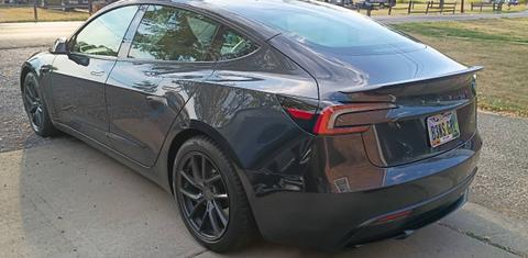 Tesla Model 3 2024