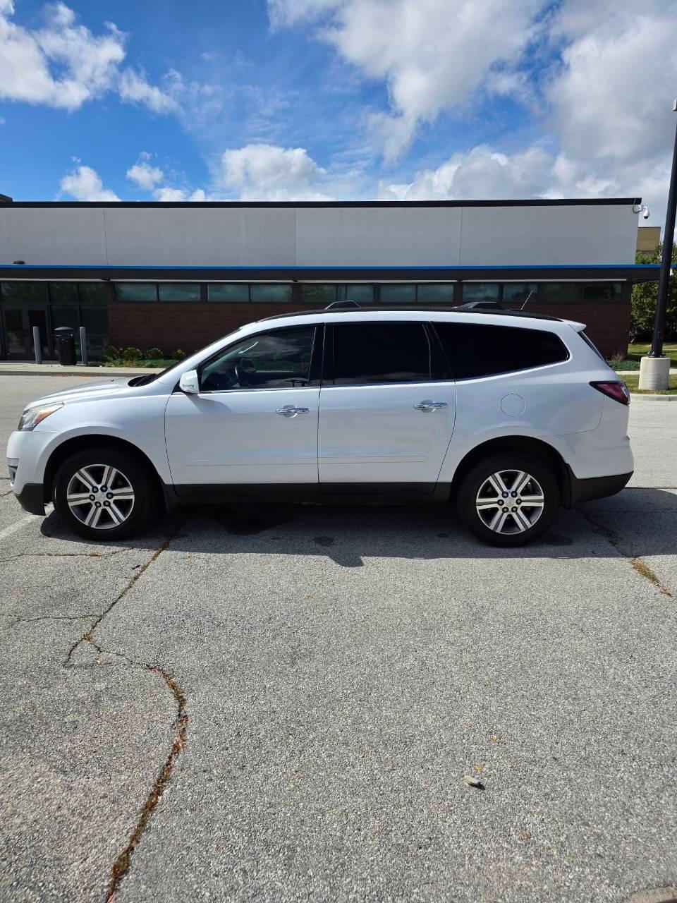 Chevrolet Traverse 2016 in 