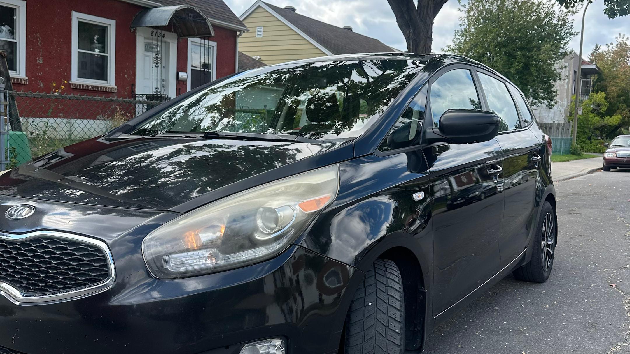 Kia Rondo 2015 in Montréal, QC