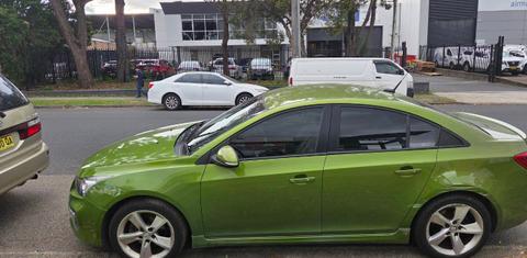 Holden CRUZE 2015